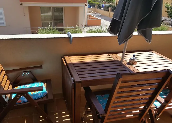 With Parking Space Biograd Na Moru, Biograd - 15605 شقة